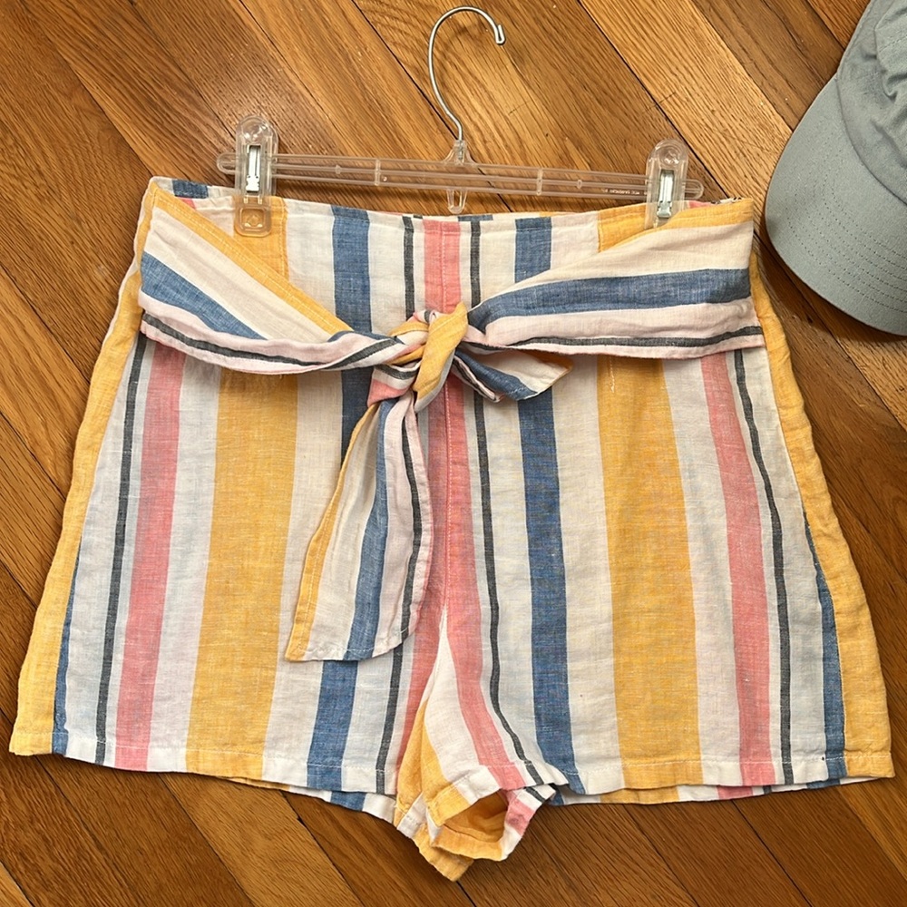 C&C CALIFORNIA 100% Linen Striped Shorts - Picture 6 of 6